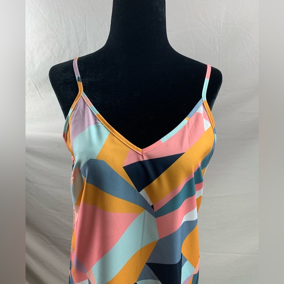 Geometric Print Cami Dress - Picture 9 of 9